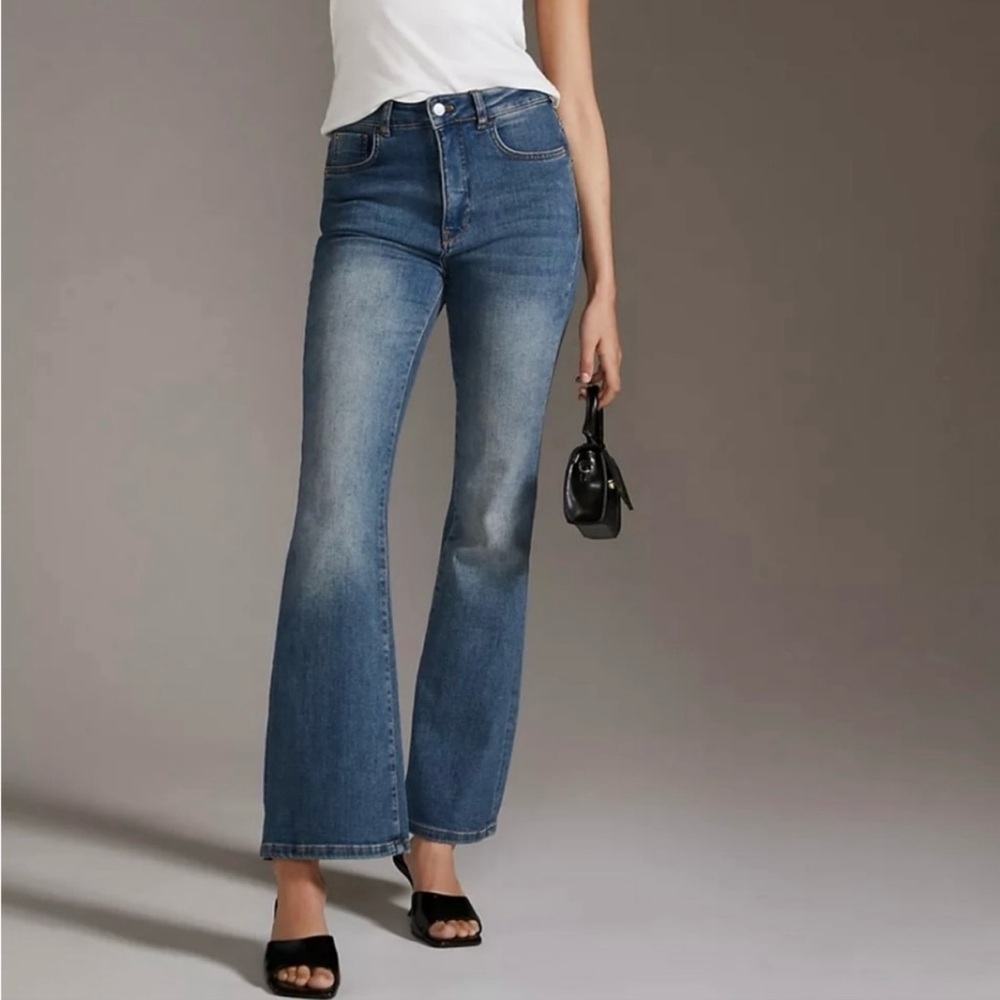 Pilcro Anthropologie The Icon Bootcut Flare
High-Rise Jeans